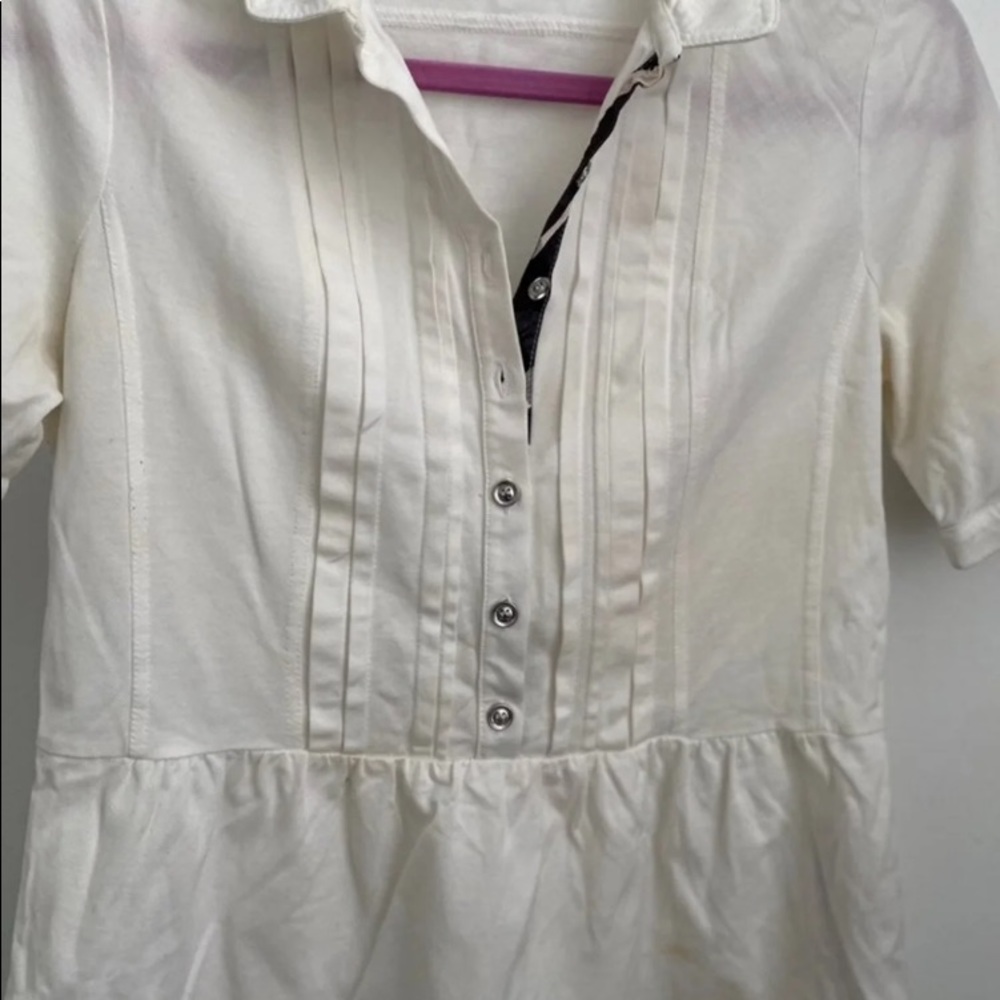 Super cute Burberry top - Picture 2 of 7